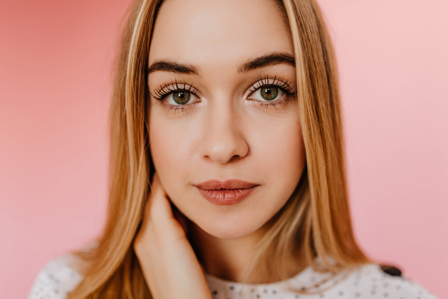 Eyelash Serum Secrets for Achieving Enviable Longer Lashes